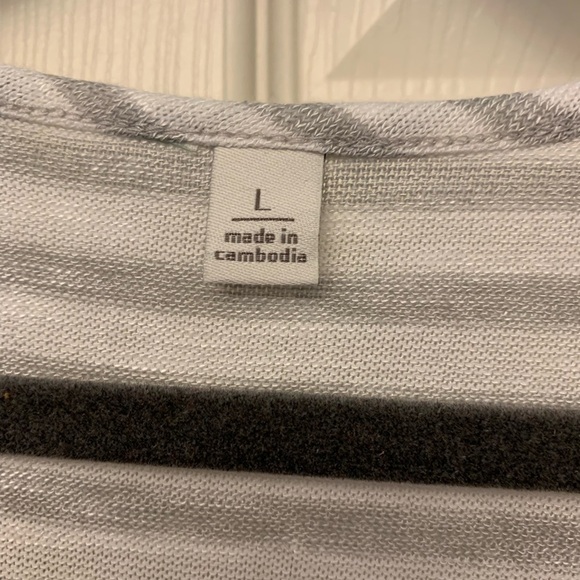 Gray and White Striped Long Sleeve Top Large - Picture 2 of 5